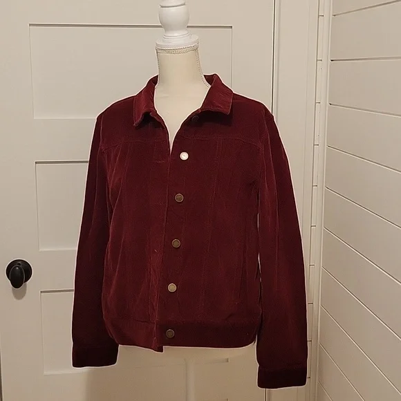 Jacket - Picture 1 of 3